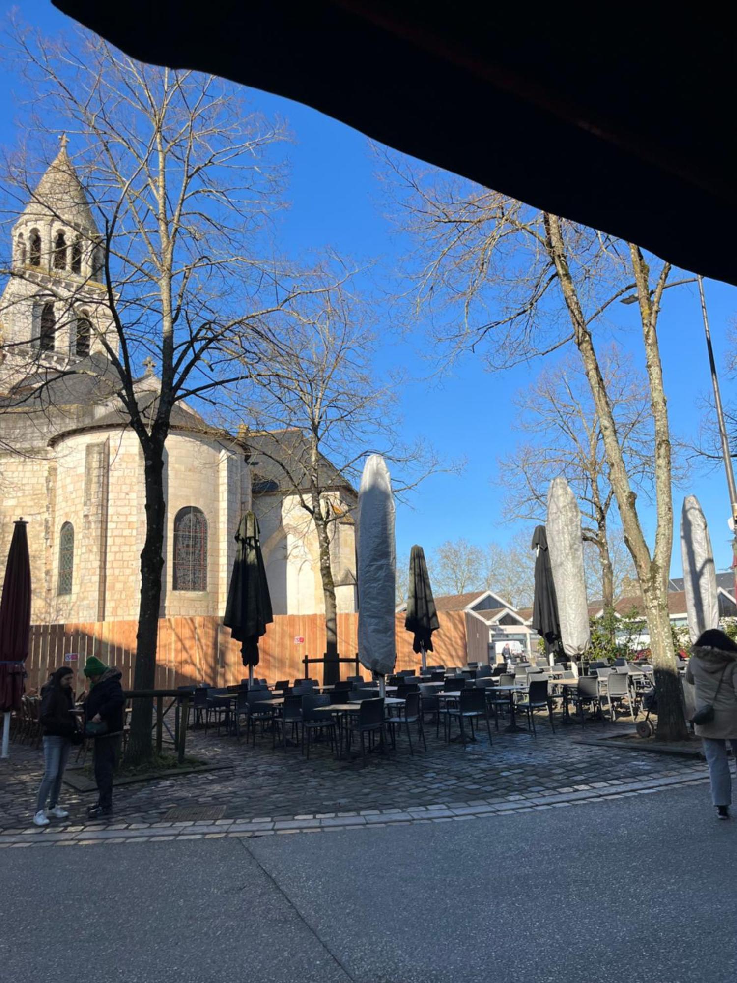 Апартаменты Le Cosy Du Marche Notre-Dame Пуатье Экстерьер фото